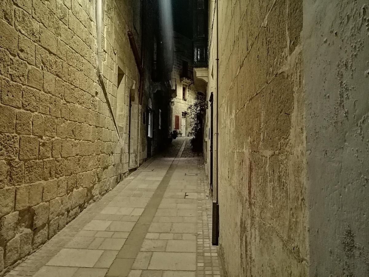Kharmen A 1565S House With Seaviews Apartment Birgu Exterior photo
