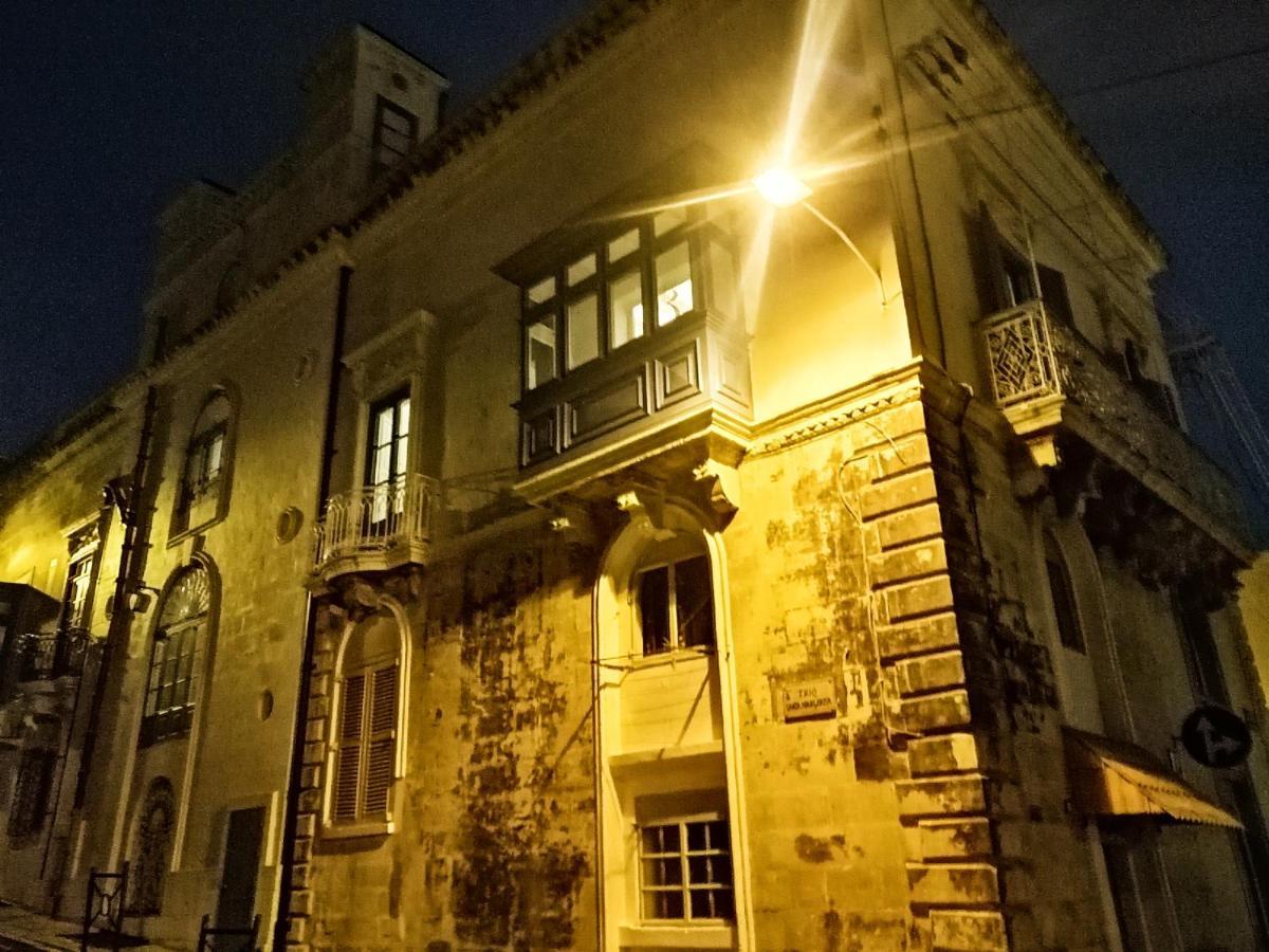 Kharmen A 1565S House With Seaviews Apartment Birgu Exterior photo